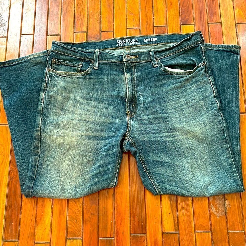 Levi's Signature Bootcut Men's Jeans Medium Wash Fading Size 36x30